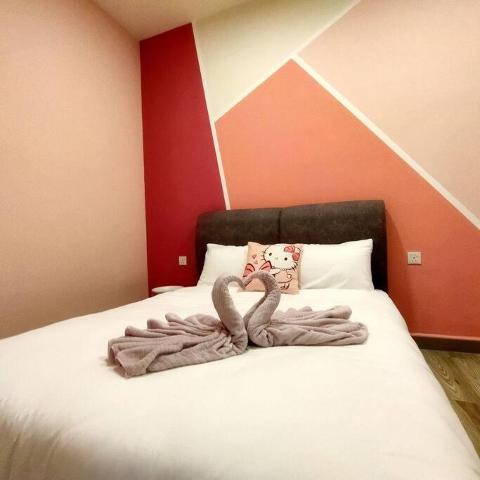 Apartment Pop Kitty Octagon Premium Town Center 2br By Grab A *