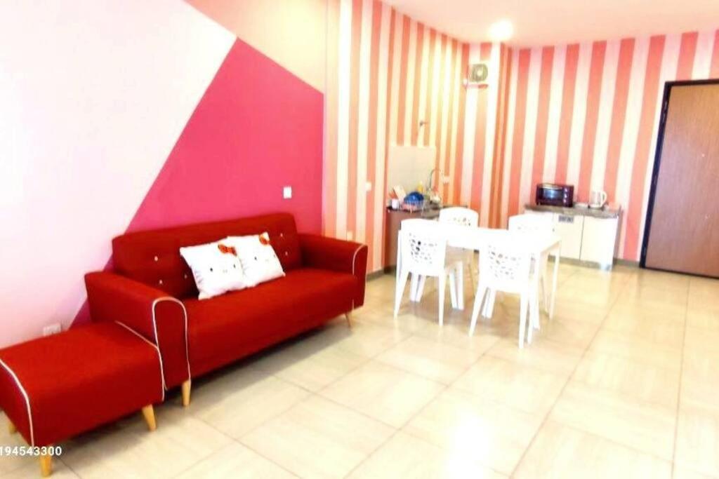 Pop Kitty Octagon Premium Town Center 2br By Grab A Ipoh